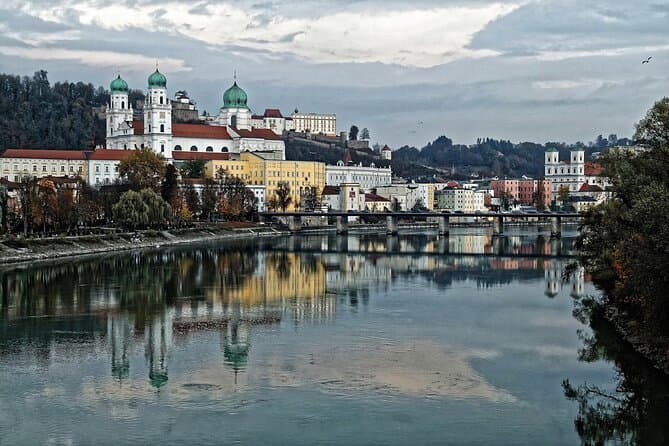 Munich to Prague Private Transfer