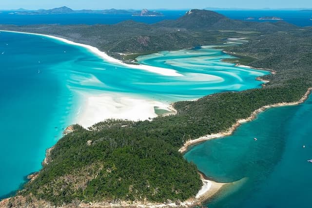 Whitehaven From Above - ~30 minute Whitsunday Helicopter Tour