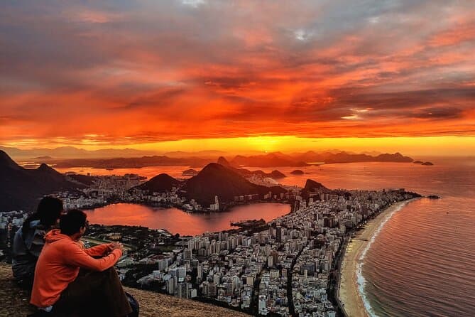 Best Views in Rio: Morro Dois Irmãos Hiking Experience