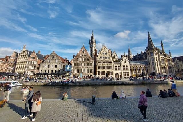 Ghent Chocolate Tasting and Sightseeing Tour