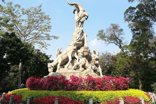 Private Tour: Guangzhou City Landmark Culture with Dim-Sum Lunch
