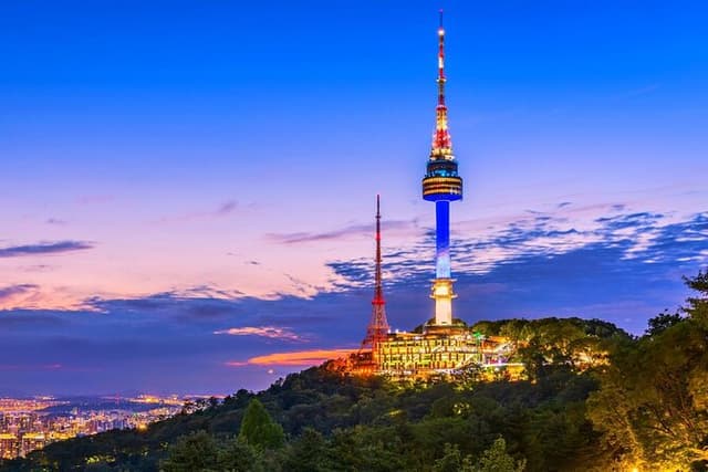 Afternoon Seoul: Hanok Vibes, Netflix Street Food & N Seoul Tower