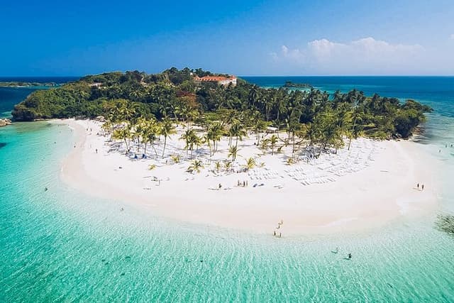 Punta Cana: Samaná, Lemon Falls and Bacardi Island
