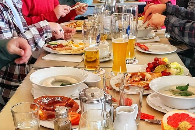 The Perfect Start: Munich PRIVATE Tour with Optional Breakfast