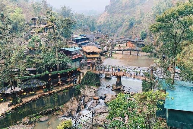 Sapa Tour Bus Coach Fansipan Legend Adventure