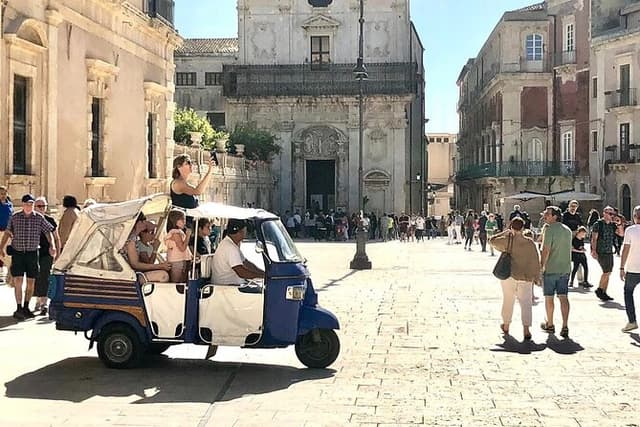 Ape-TUK TUK Tour of Ortigia, Syracuse, Neapolis, Point of Sale 4 hours