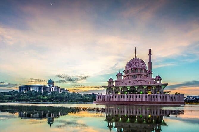 Putrajaya City Tour - Kuala Lumpur