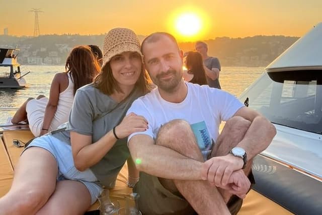 Istanbul Sunset Cruise Experience on Luxury Yacht -Local guide