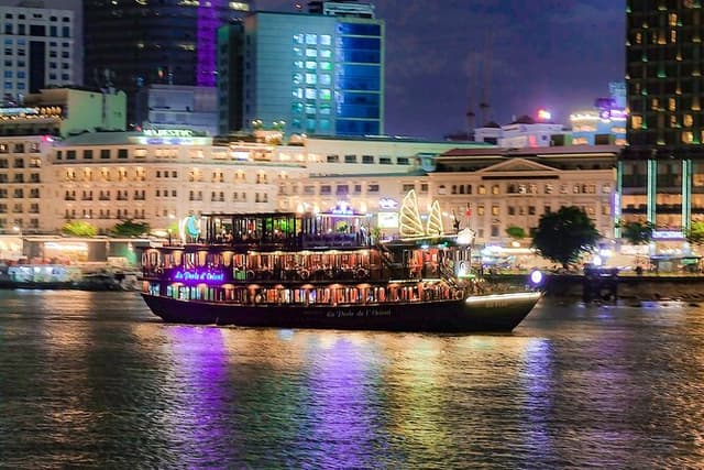 Saigon River Dinner Cruise: Buffet, Set Menu, Fine Dining (3hrs)