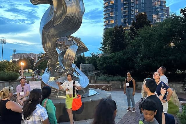 UPTOWN FUNK: 1 Hour Guided City Walking Tour in Charlotte