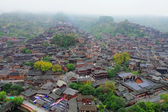 3-Day Private Tour to Xijiang and Mount Fanjing from Guiyang