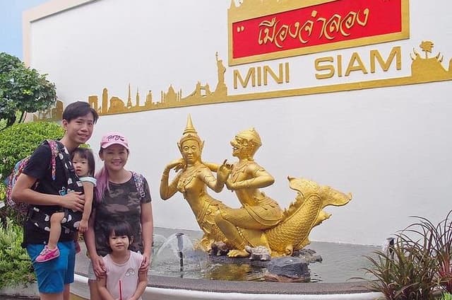 Mini Siam Arts Crafts and Thai Culture Pattaya