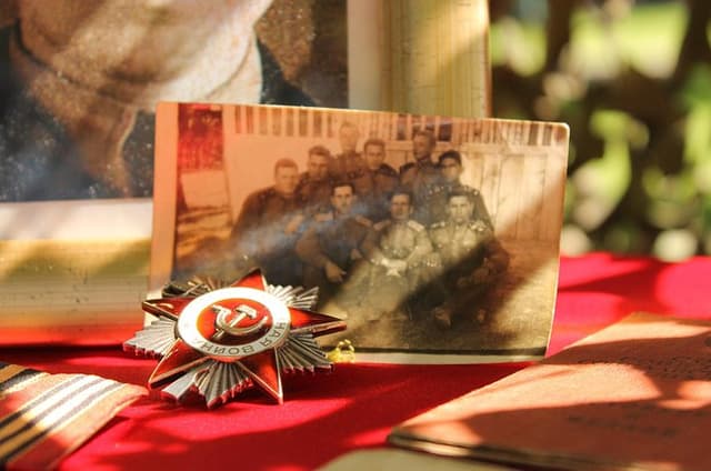 WWII History in Berlin Private Tour & German-Russian Museum