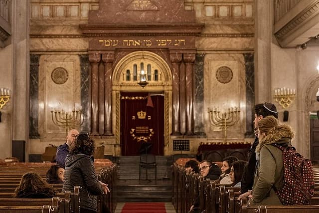 Shared Jewish Walking Tour - Visit Libertad Synagogue + Jewish Museum
