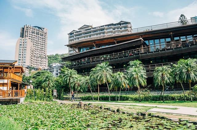 2-Hour Private Walking Tour in Beitou, Taiwan