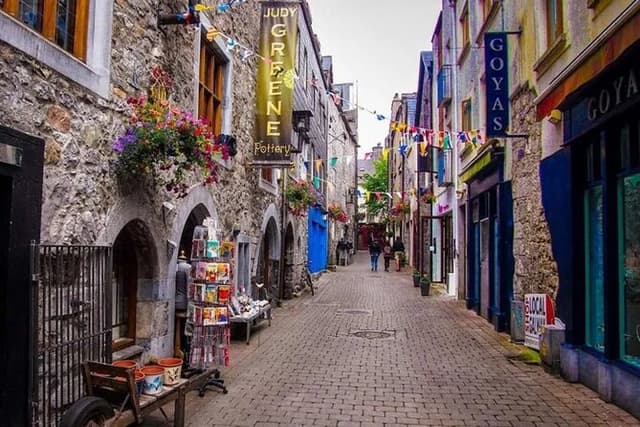 The Welcome to Galway Walking Tour