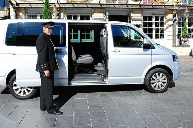 Çeşme, Alaçatı to Izmir Airport(ADB) - Departure Private Transfer