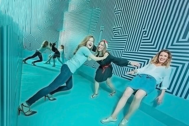 Dubai Museum of Illusions Ticket