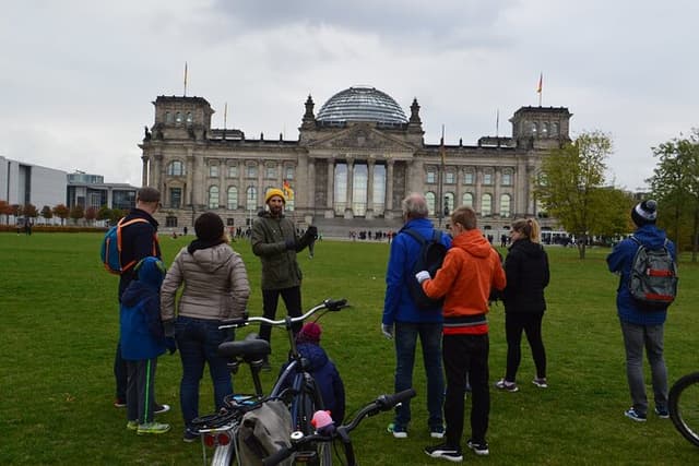 3 Hour Berlin Bike Tour Brandenburg Gate Reichstag and WWII Sites