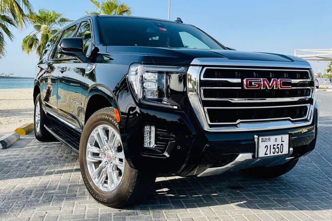 Chauffeur-Driven Luxury: Explore Dubai in Style