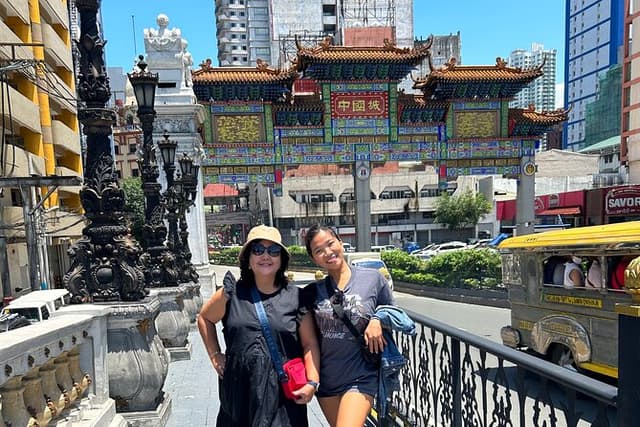 Manila: Binondo Walking Tour ( Oldest Chinatown )