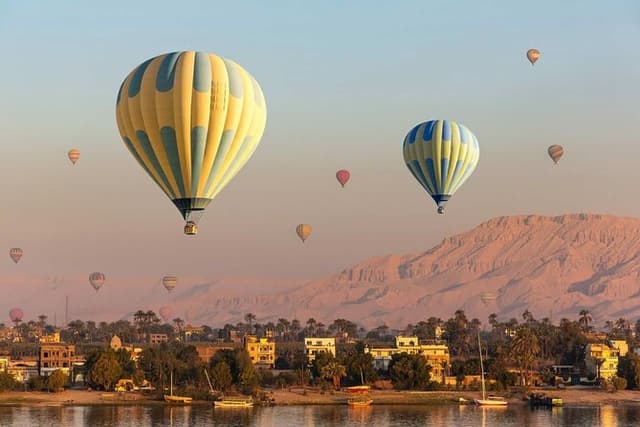 Luxor East Bank: Hot Air Balloon, Temples,Museums, and Felucca