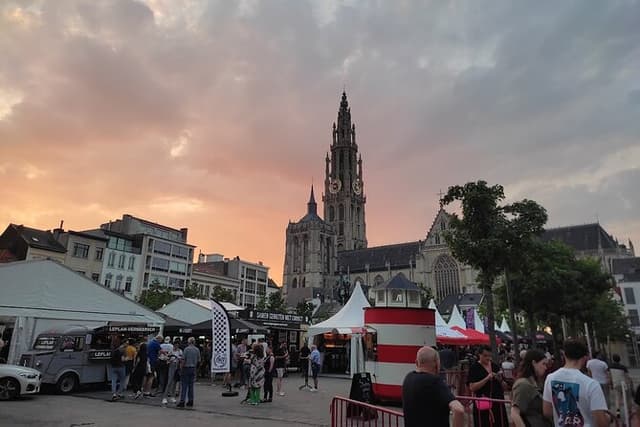 2-Hour Private Walking Tour in Antwerp