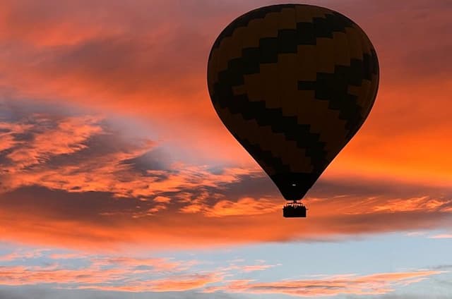 Sunrise Sonoran Desert Hot Air Balloon Ride from Phoenix