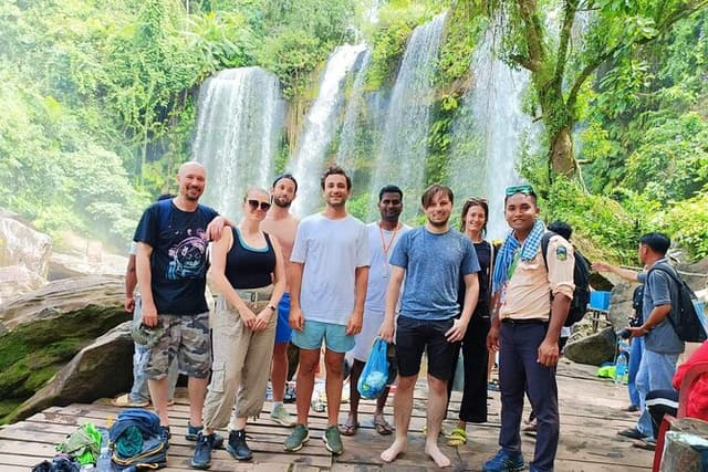 Kullen Waterfall park Small Groups + Entrance fee+ lunch