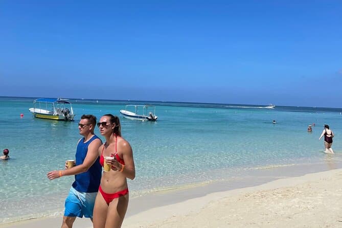 Unforgettable Roatan Monkey and Sloth Sanctuary Experience