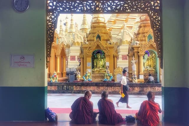 One Day Yangon Photo Tour