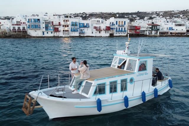 Private Cruise with Handmade Antique Boat around Mykonos-Full Day