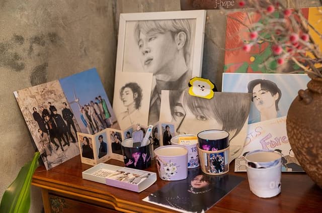 Private K-pop boyband Location Tour from Seoul City with Pickup