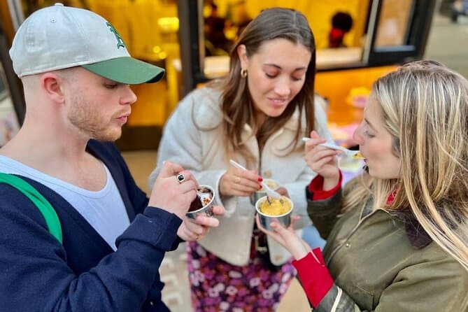 Explore Soho: The Ultimate London Walking Tour Experience