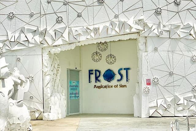 Frost Magical Ice of Siam Pattaya Admission Ticket with Transfer