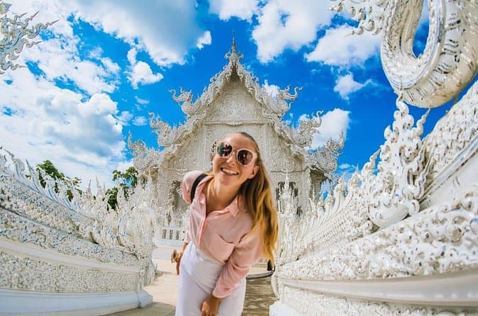 Wat Rong Suea Ten: Blue Temple Guide