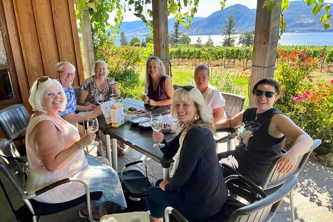 Lake Country Wine Tour
