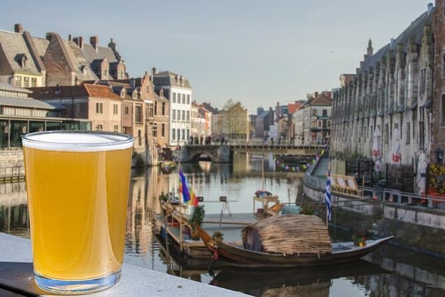 Private Cultural Walk Through Historic Ghent