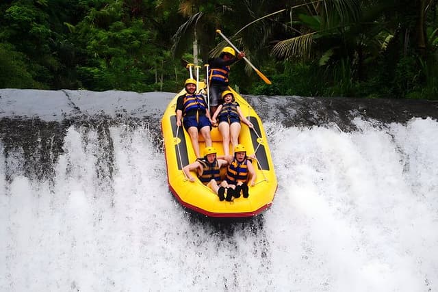 Telaga Waja Rafting and Kintamani Volcano Tour