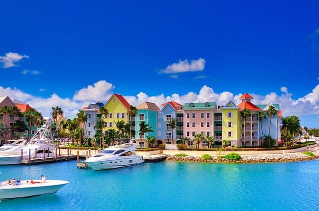 Full Day Private Shore Tour in Nassau from Nassau Cruise Port