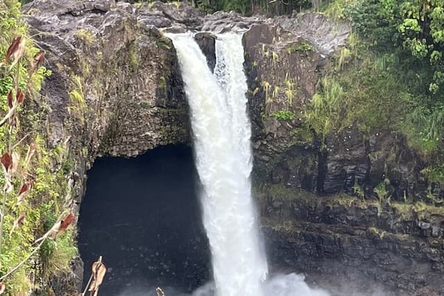 Private Tour Around the Island of Hawaii