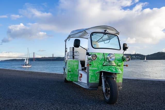 Tour to Lisbon in Private Tuk Tuk - Made For You