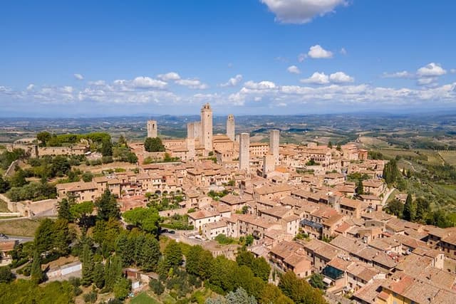 San Gimignano, Siena, Monteriggioni, Chianti Day Trip with Lunch