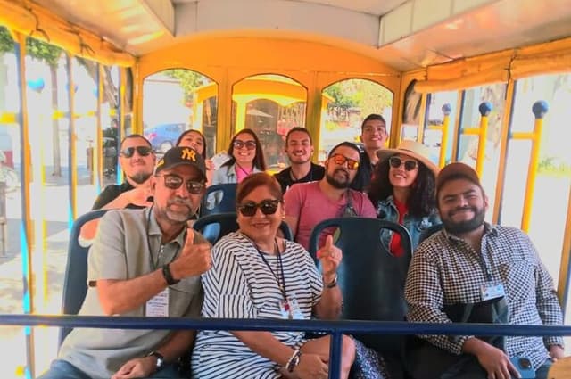 TLAQUEPAQUENSE DAY, Tram + Workshops + Gastronomy