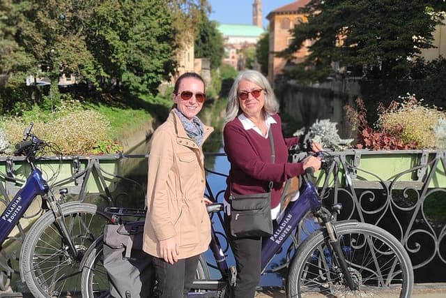 The story of Vicenza: Guided Half-Day E-Bike sightseeing Tour
