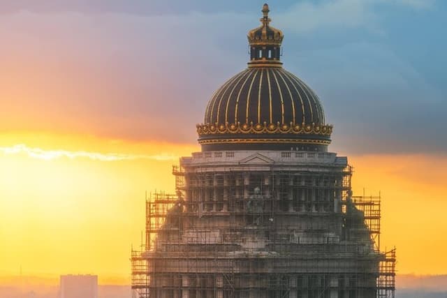 Evening Tour: The Dark Side of Brussels