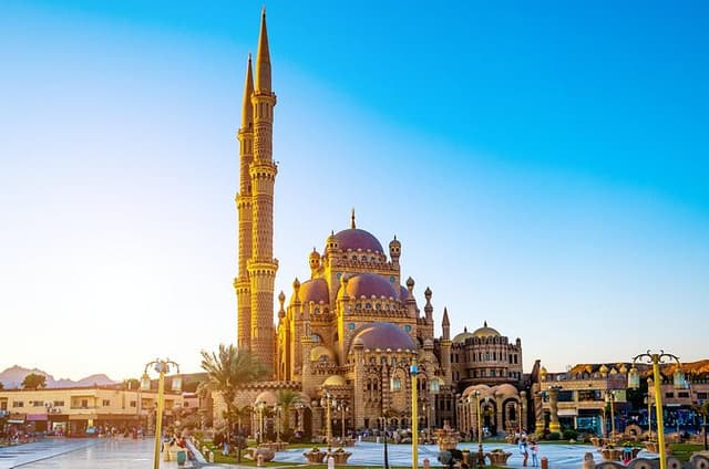 Private Sharm El Sheikh City Sightseeing & Shopping Tour