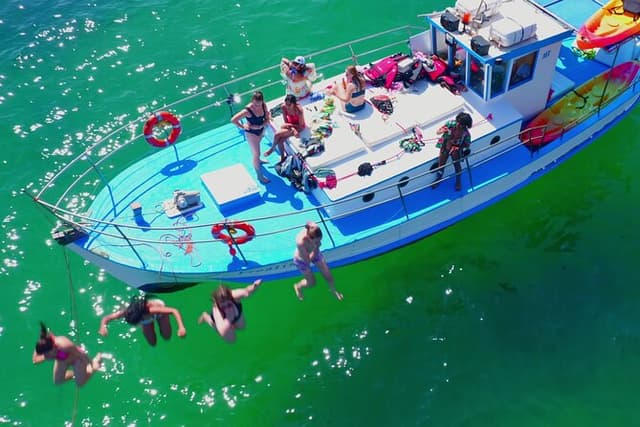 Explore Secret Caves and Beaches of Alvor - Boat & Kayak Tour