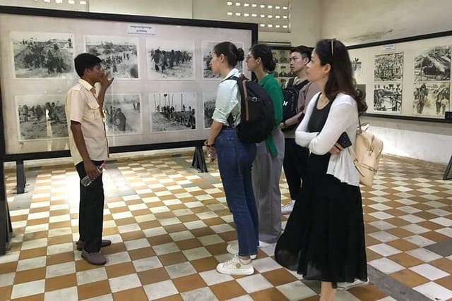 Killing field and Toul Sleng genocide museum Tour