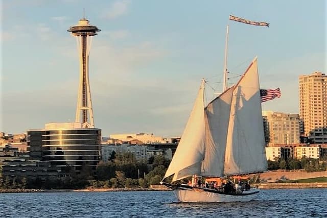 Seattle Sailing Harbor Tour